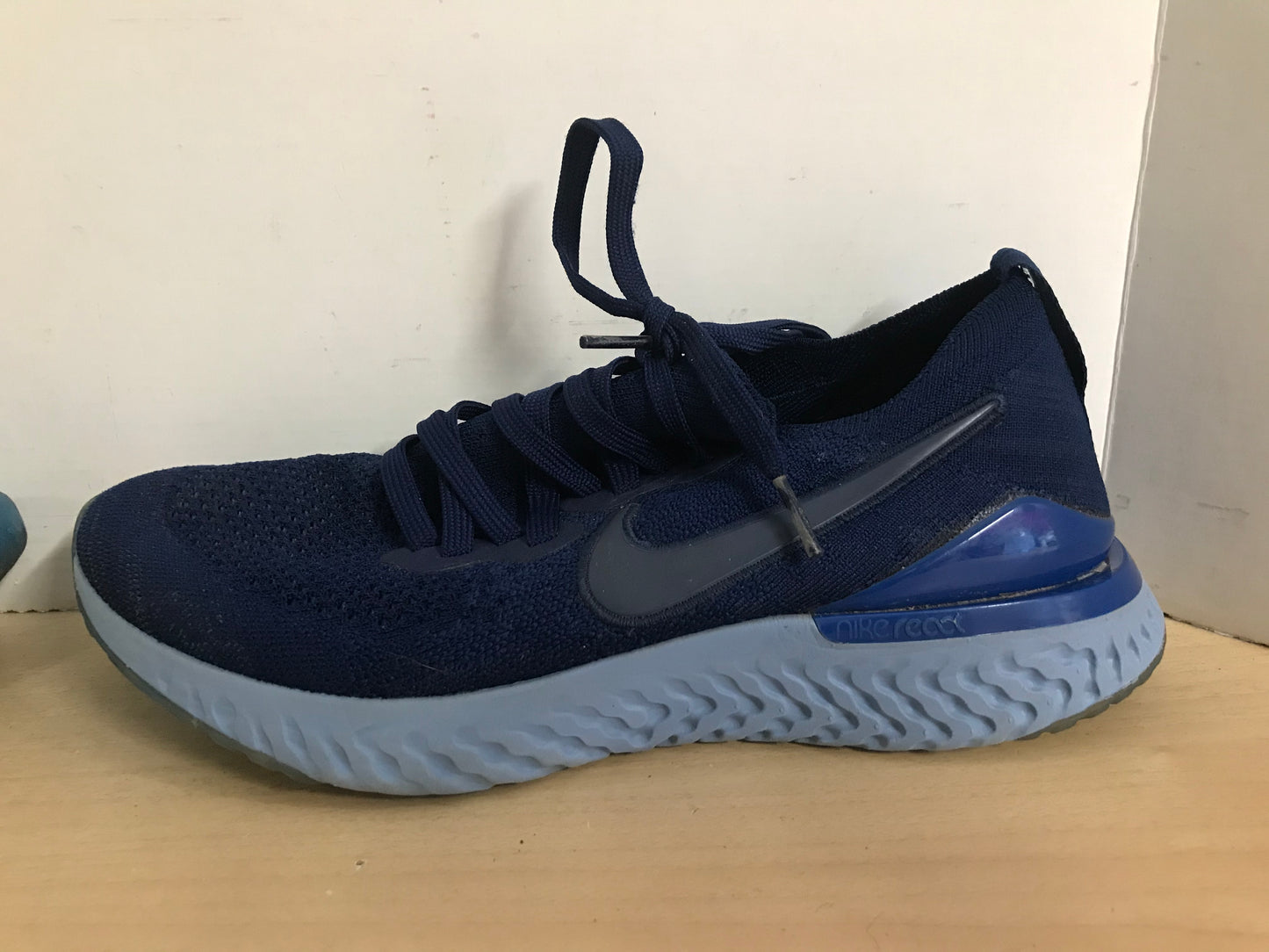 Runners Ladies Size 7 Nike Blue Excellent