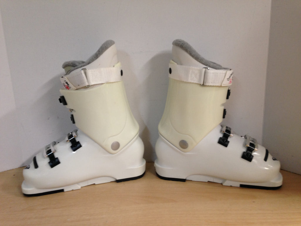 Ski Boots Mondo Size 23.5 Ladies Shoe Size 6.5 275 mm ROXY White Multi