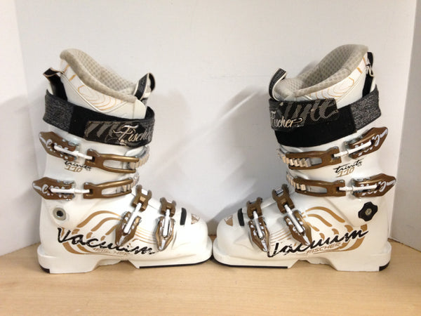 Ski Boots Mondo Size 23.5 Ladies size 6 278 mm Fischer Race White Gold Minor Wear