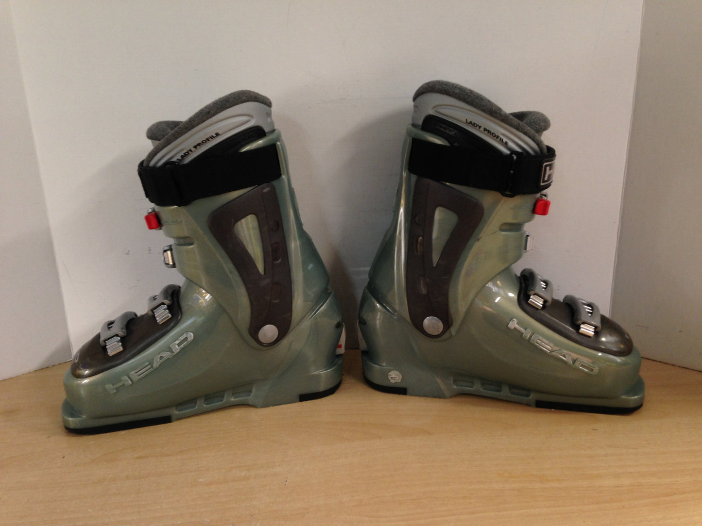 Ski Boots Mondo Size 23.5 Ladies Size 6.5 276 mm Head Sage Grey Excellent