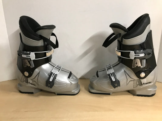 Ski Boots Mondo Size 19.5 Child Size 13.5 237 mm Atomic Junior Grey Black