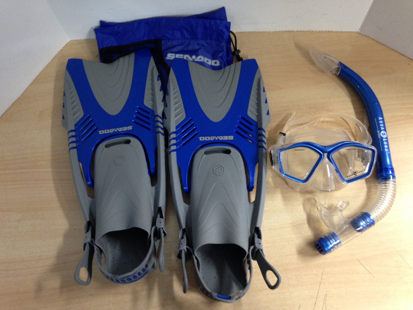 Snorkel Dive Fins Set Ladies Shoe Size 5.5-9 Youth Sea Doo Blue Grey Excellent
