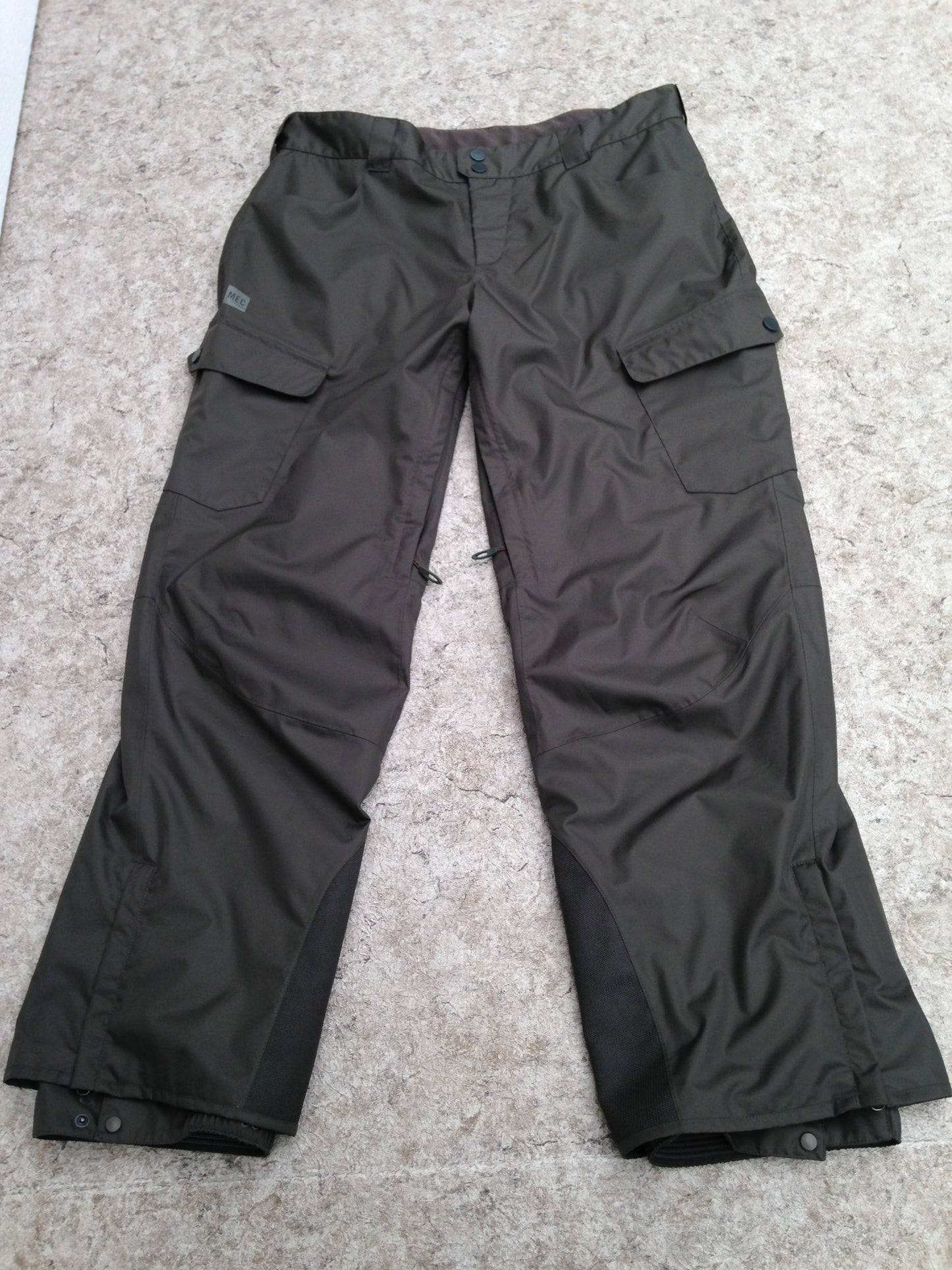 Snow Pants Men's Size Large MEC Recco Smoke Grey Snowboarding New Demo Model