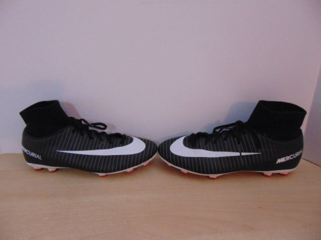 Soccer Shoes Cleats Men's Size 6 Nike Mercurial Slipper Sock Nike Skin Black White