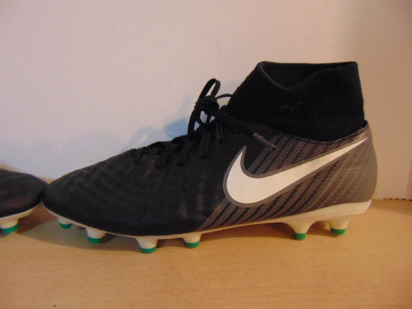 Soccer Shoes Cleats Men's Size 7  Nike Magenta Black White Slipper Foot Excellent