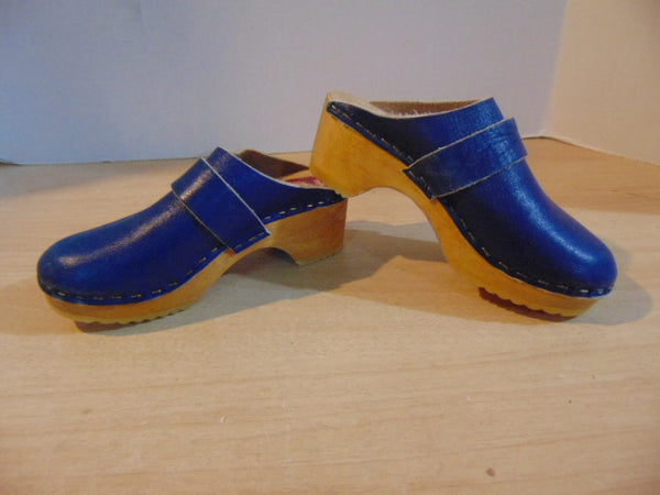 Shoes Children's Size 11 Wallstrom Wood Leather Orthopedicaly Shaped for Back and Feet Clogs Blue