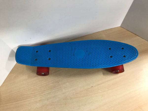 SkateBoard Penny Style Blue Rubber Wheels 22 inch