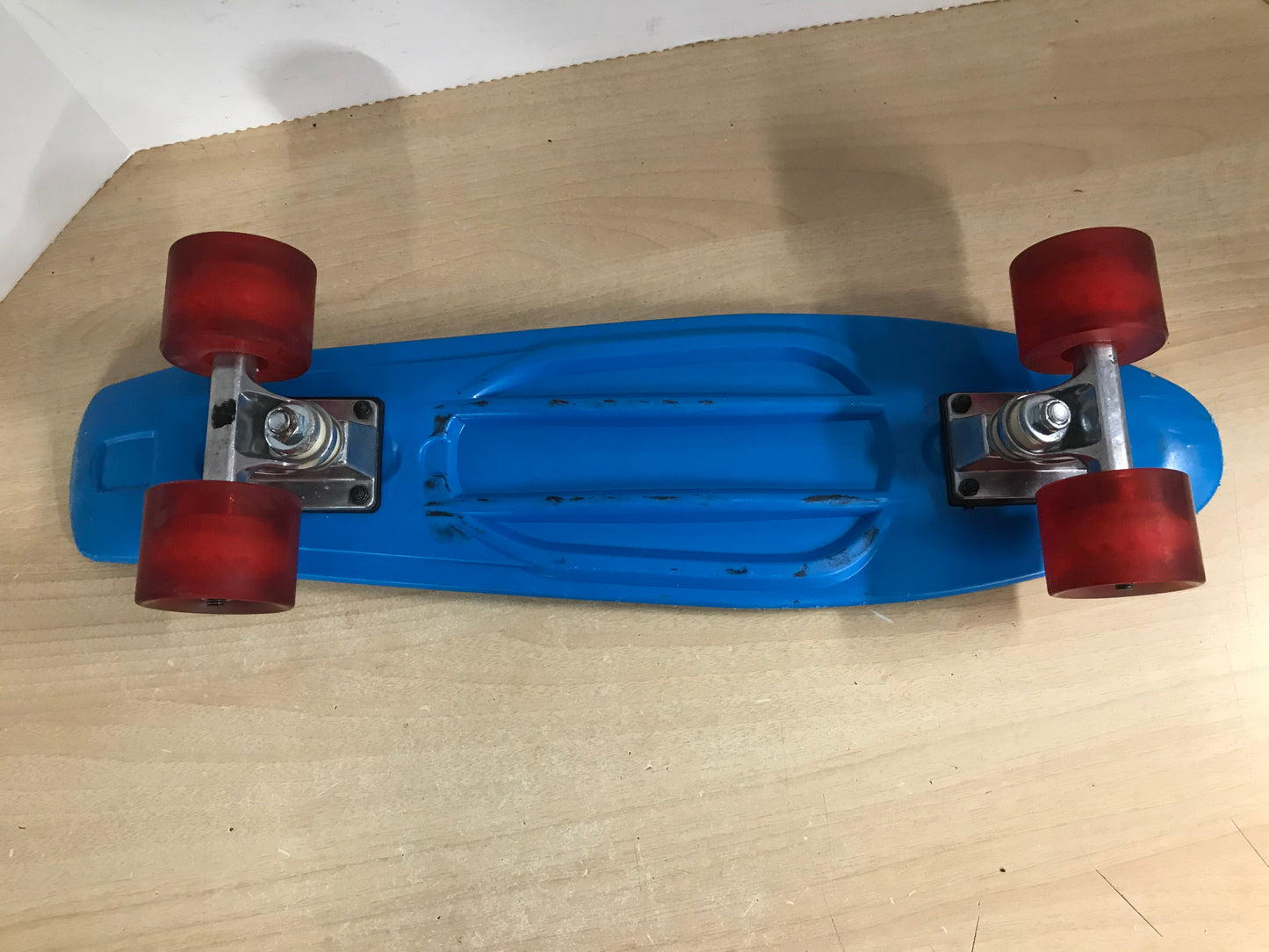 SkateBoard Penny Style Blue Rubber Wheels 22 inch