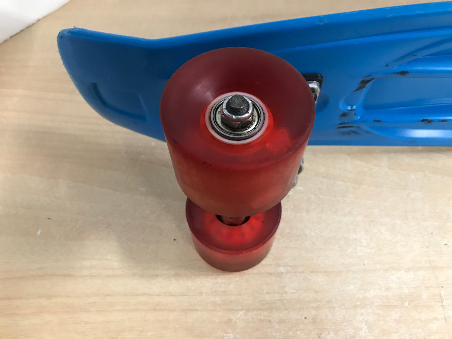SkateBoard Penny Style Blue Rubber Wheels 22 inch