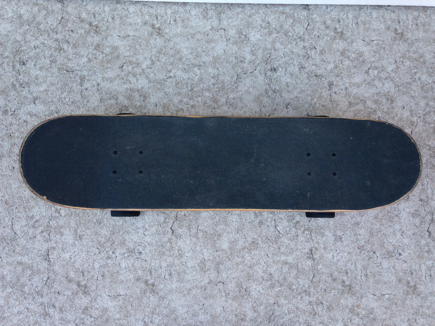 Skateboard Change Standard Size 30 inch Excellent