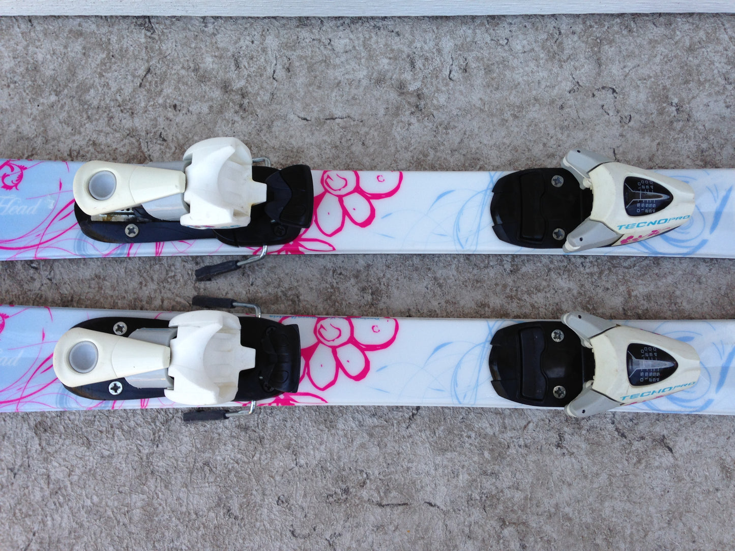 Ski 106 Head Parabolic Blue Pink Multi With Bindings