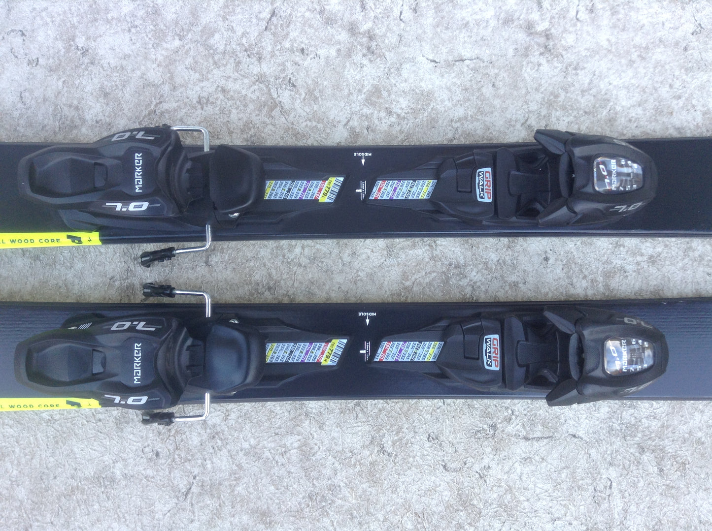 Ski 129 K-2 Poacher Twin Tip Free Style All Terain Rocker Full Wood Core Parabolic Black Lime With Bindings Fantastic Quality