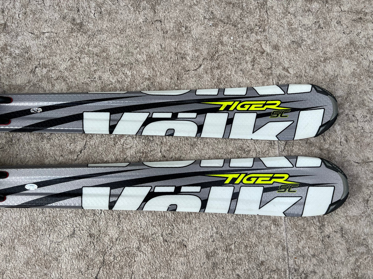 Ski 148 Volki Tiger Grey Lime Parabolic With Bindings Excellent