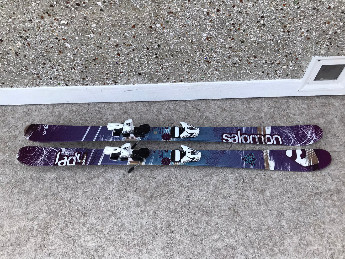 Ski 161 Salomon Lady Twin Tip Rocker Shape Wood Core Purple Outstanding Quality  Parabolic With Bindings