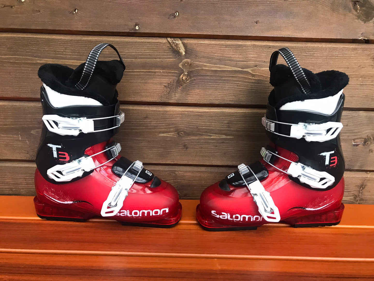 Ski Boots Mondo Size 23.0 Child Size 5-6 Size 13  276 mm Salomon Black Red White New Demo Model