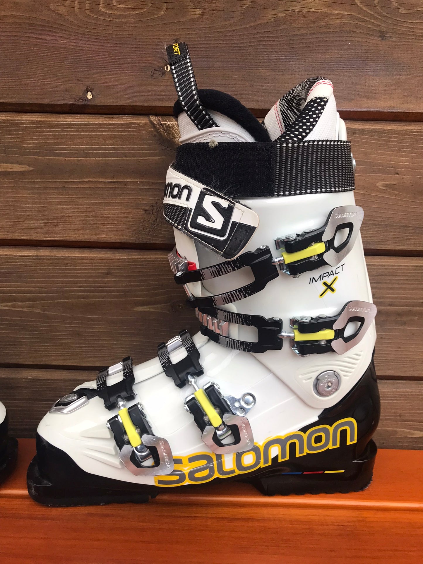 Ski Boots Mondo Size 26.5 Men's Size 8.5 Ladies Size 9.5 307 mm Salomon Energizer Black White Excellent
