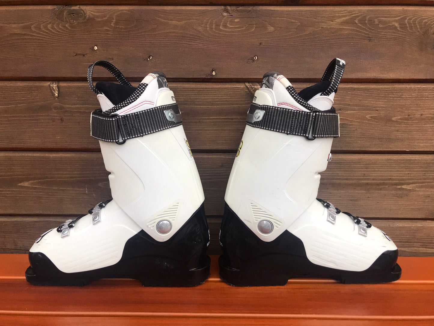 Ski Boots Mondo Size 26.5 Men's Size 8.5 Ladies Size 9.5 307 mm Salomon Energizer Black White Excellent