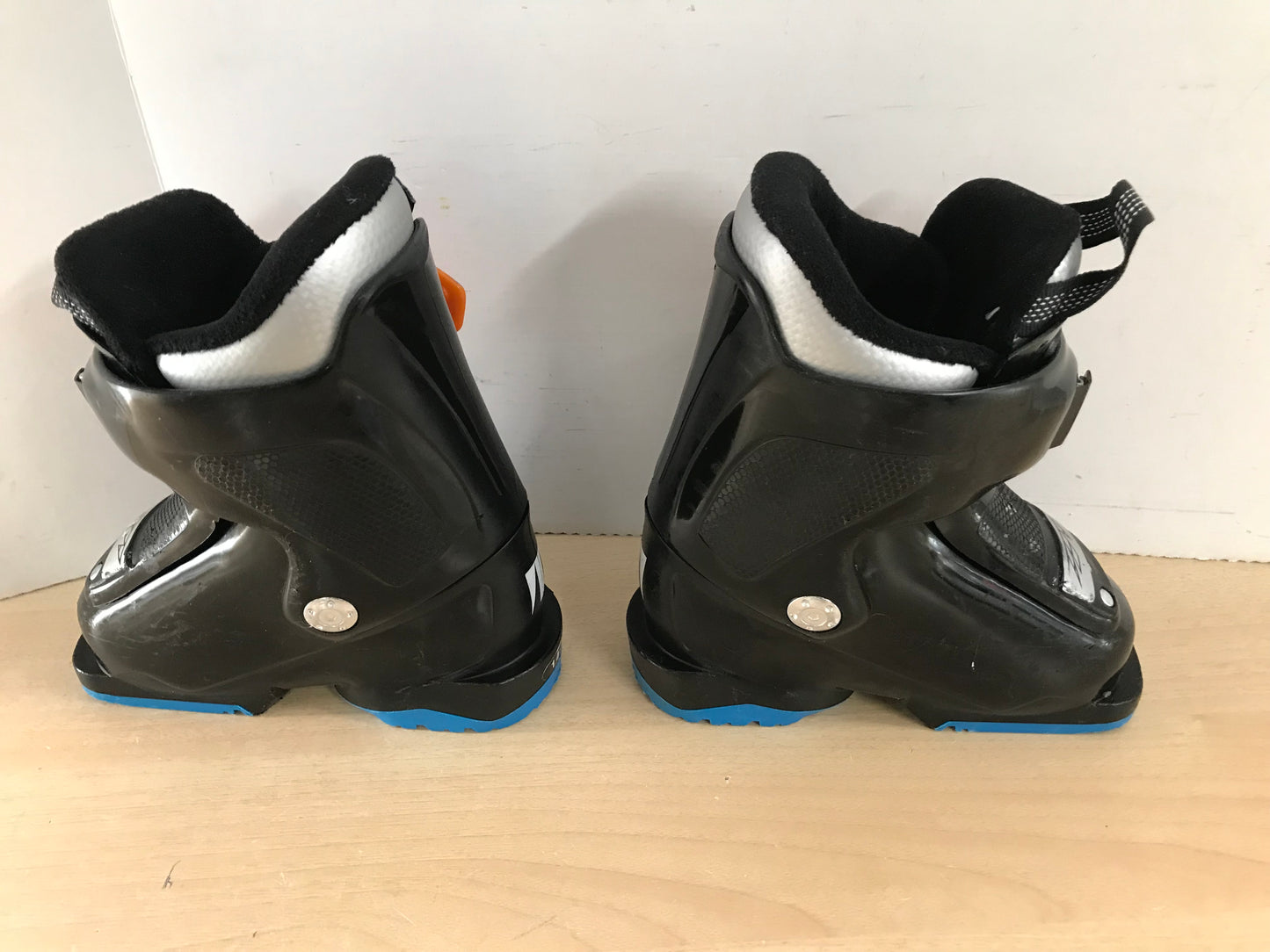 Ski Boots Mondo Size 14.5 Child Size 8 Toddler 195 mm Tecnica Cochise Black Orange Blue New