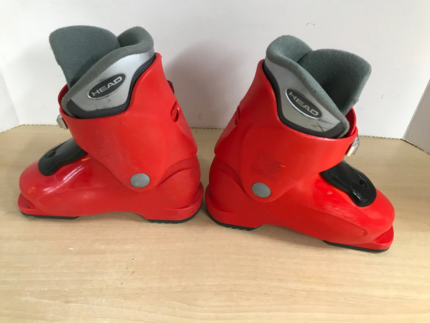 Ski Boots Mondo Size 17.5 Child Size 11.5 221 mm Head Carve Red Black Excellent