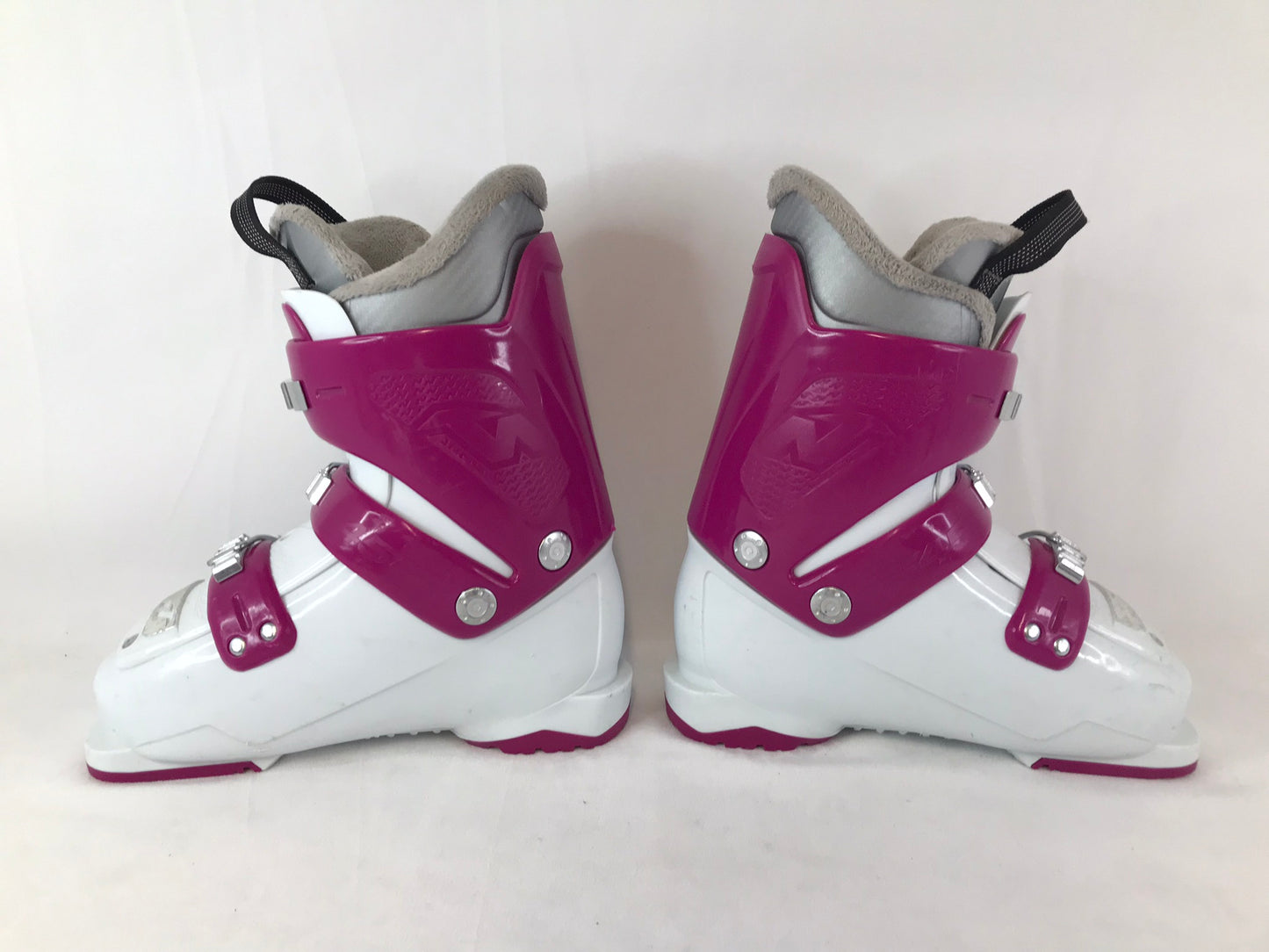 Ski Boots Mondo Size 20.0-21.5 Child Size 3-4 255 mm Nordica Lil Bell White Pink Excellent