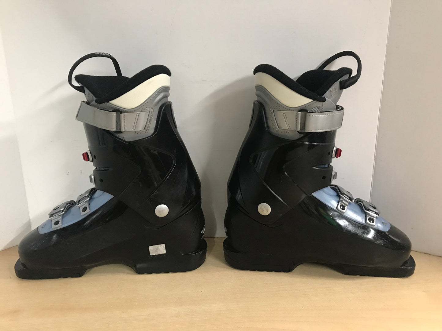 Ski Boots Mondo Size 25.5  Men's Size 7.5 Ladies Size 8.5 Salomon X3 Black Blue