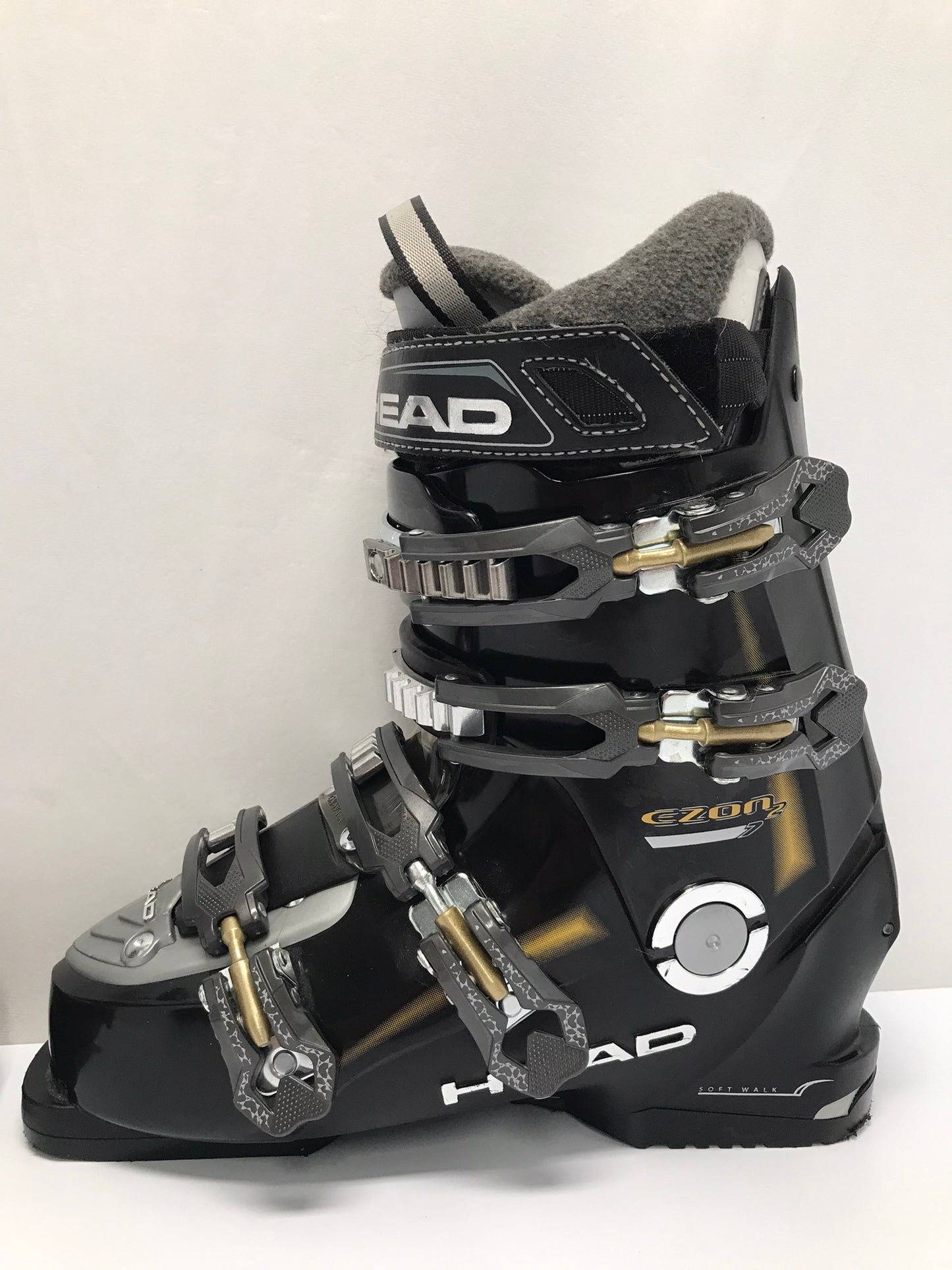 Ski Boots Mondo Size 25.5 Men's Size 7 Ladies Size 8 301 mm Head Soft Walk Black Gold New Demo Model