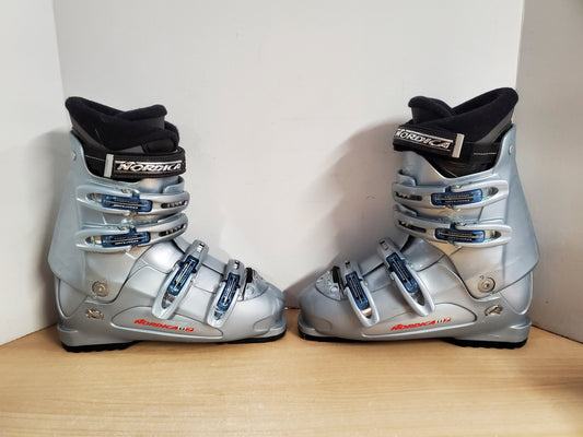 Ski Boots Mondo Size 26.0 Men's Size 8 Ladies Size 9 300 mm Nordica B7 Blue