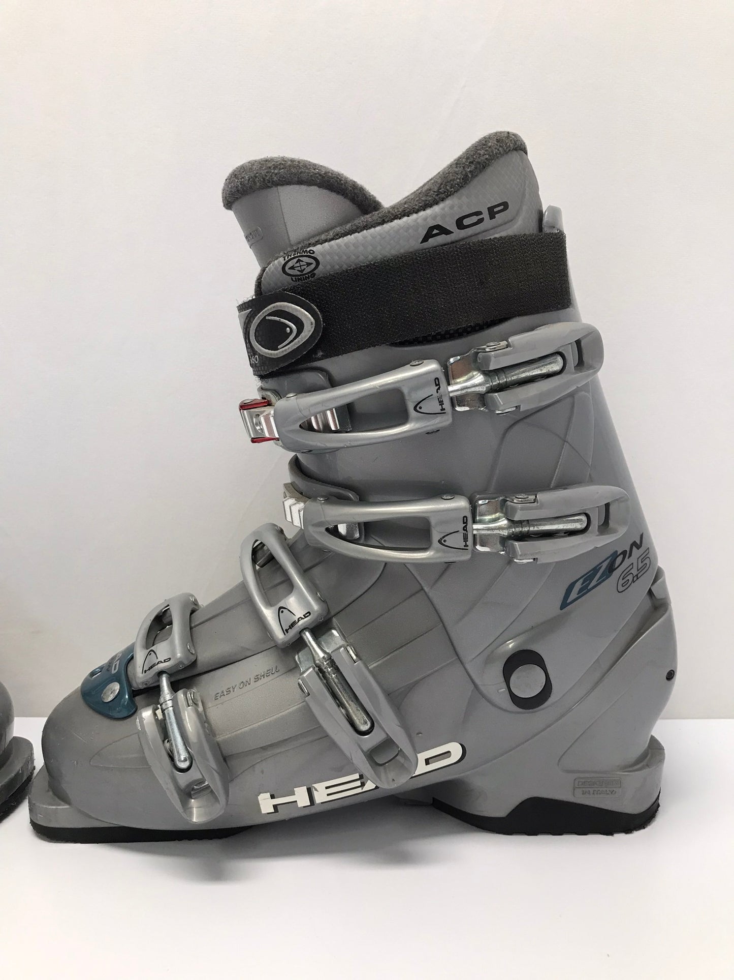 Ski Boots Mondo Size 26.5 Ladies Size 9.5 308 mm Head Grey Excellent