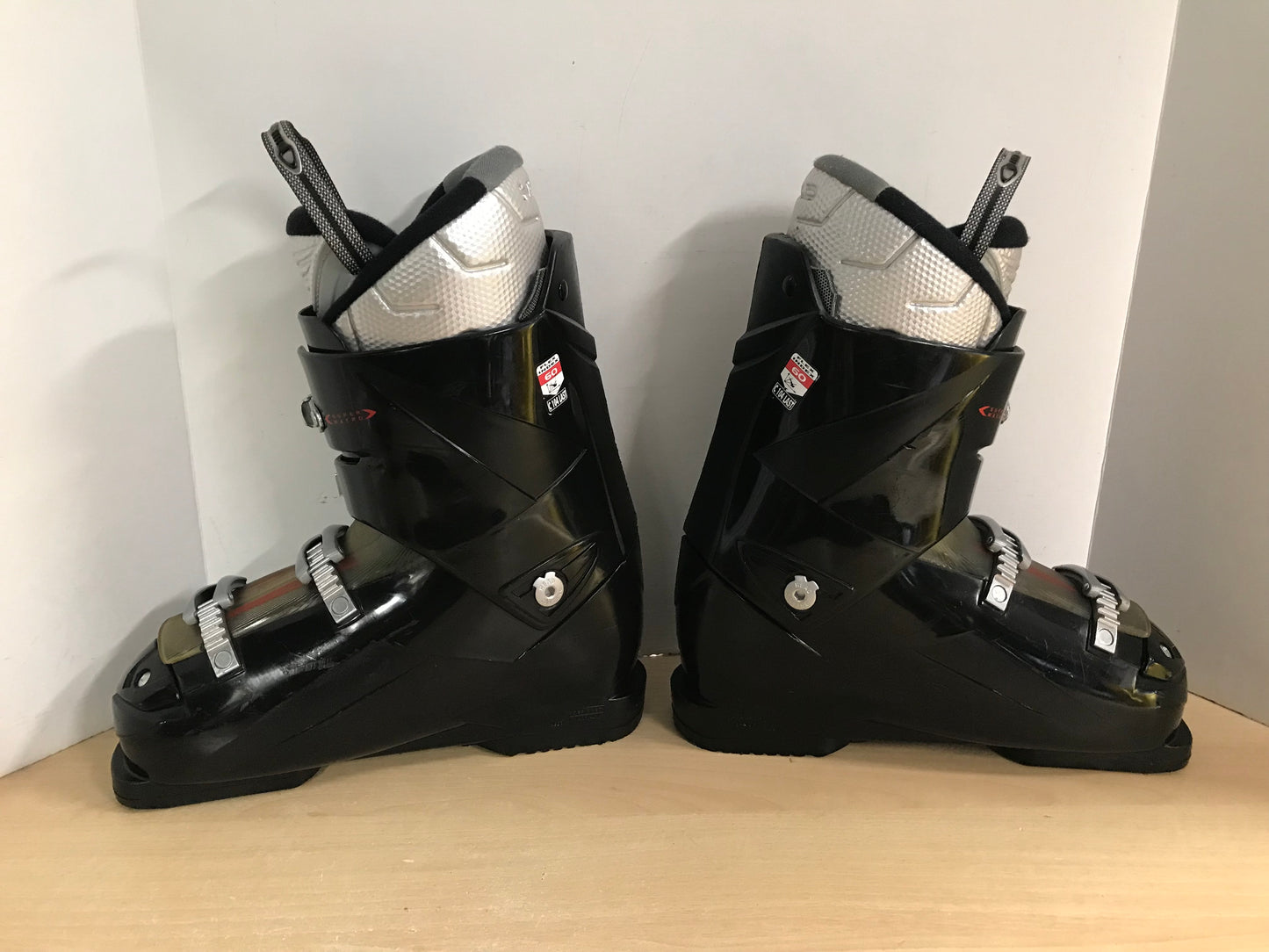 Ski Boots Mondo Size 27.5 Men Size 9.5 Ladies 10.5 Head HF Black Red Excellent