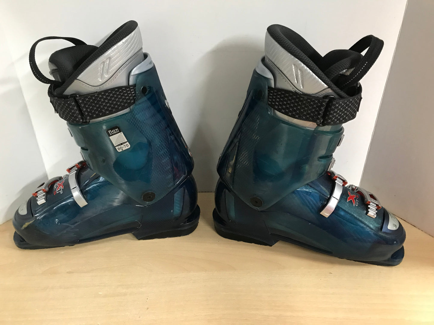 Ski Boots Mondo Size 27.5 Men's Size 9.5 Ladies Size 10.5 315 mm Nordica Custom Marine Blue Black Excellent