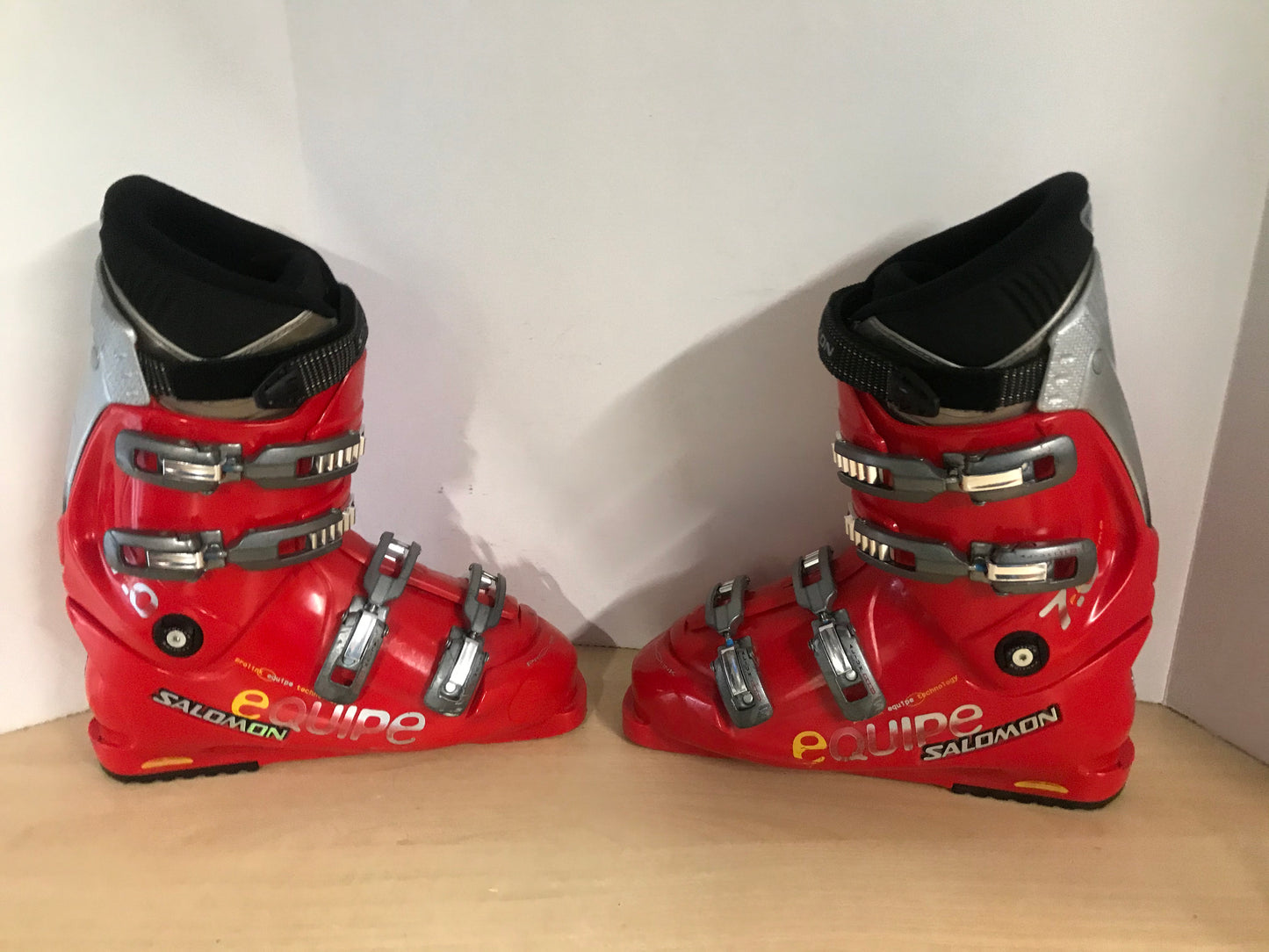 Ski Boots Mondo Size 28.5 Men's 10.5 326 mm Salomon Black Red