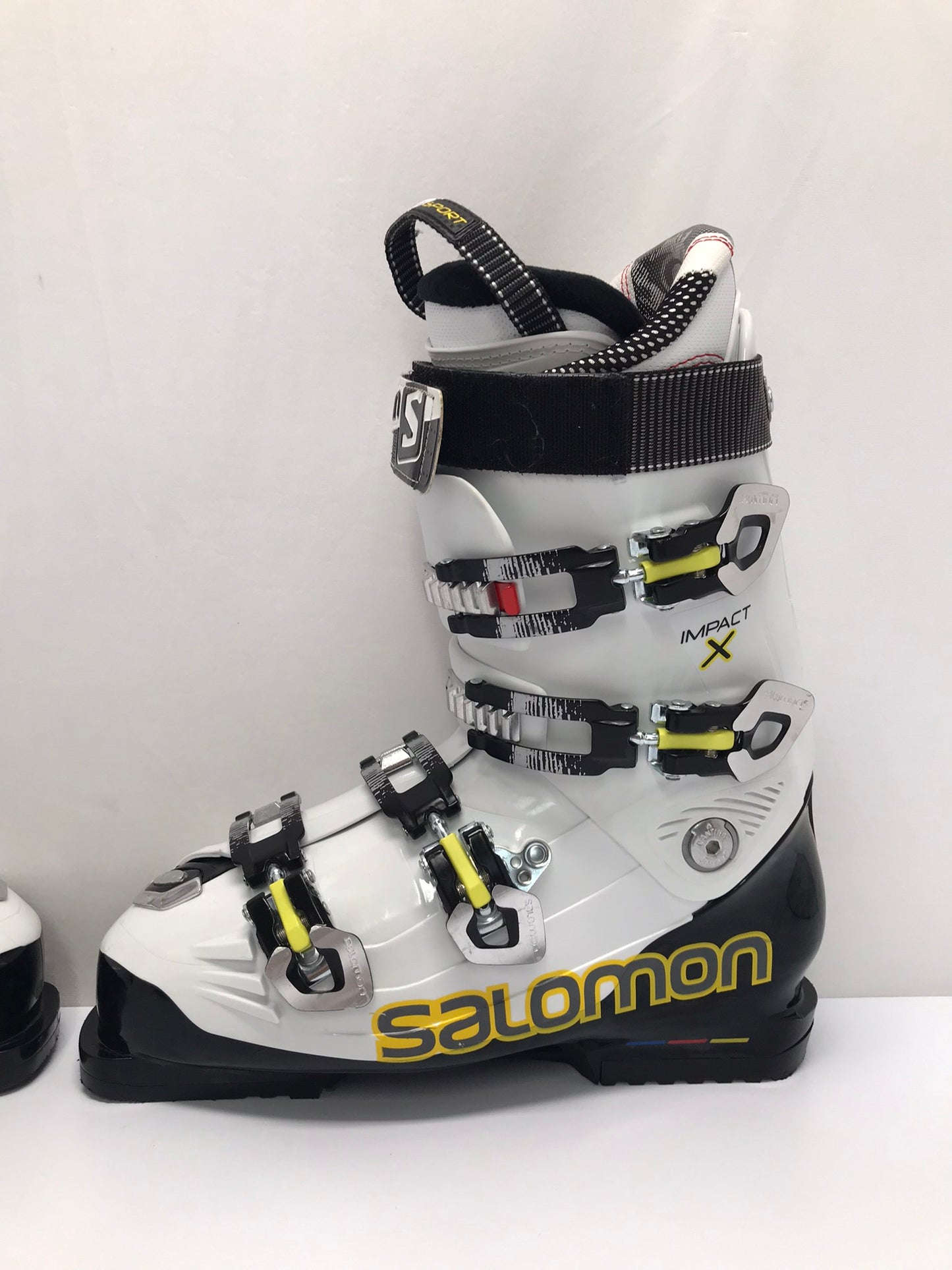 Ski Boots Mondo Size 28.5 Men's Size 10.5 327 mm Salomon Impact White Black Yellow New Demo Model