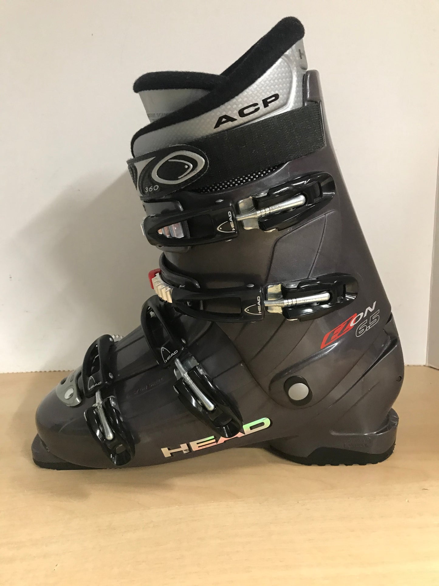 Ski Boots Mondo Size 29.0 Men's Size 11 338 mm Head 360 Grey New Demo Model