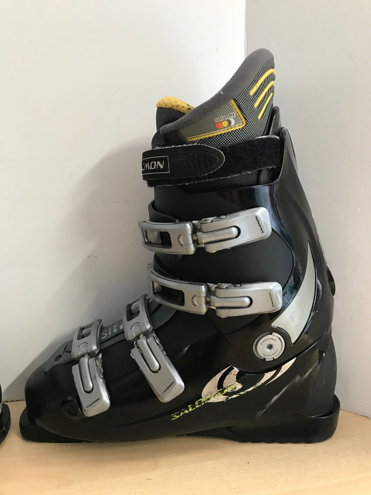 Ski Boots Mondo Size 29.5  Men's Size 12 338 mm Salomon Sensi Fit Black Grey Yellow