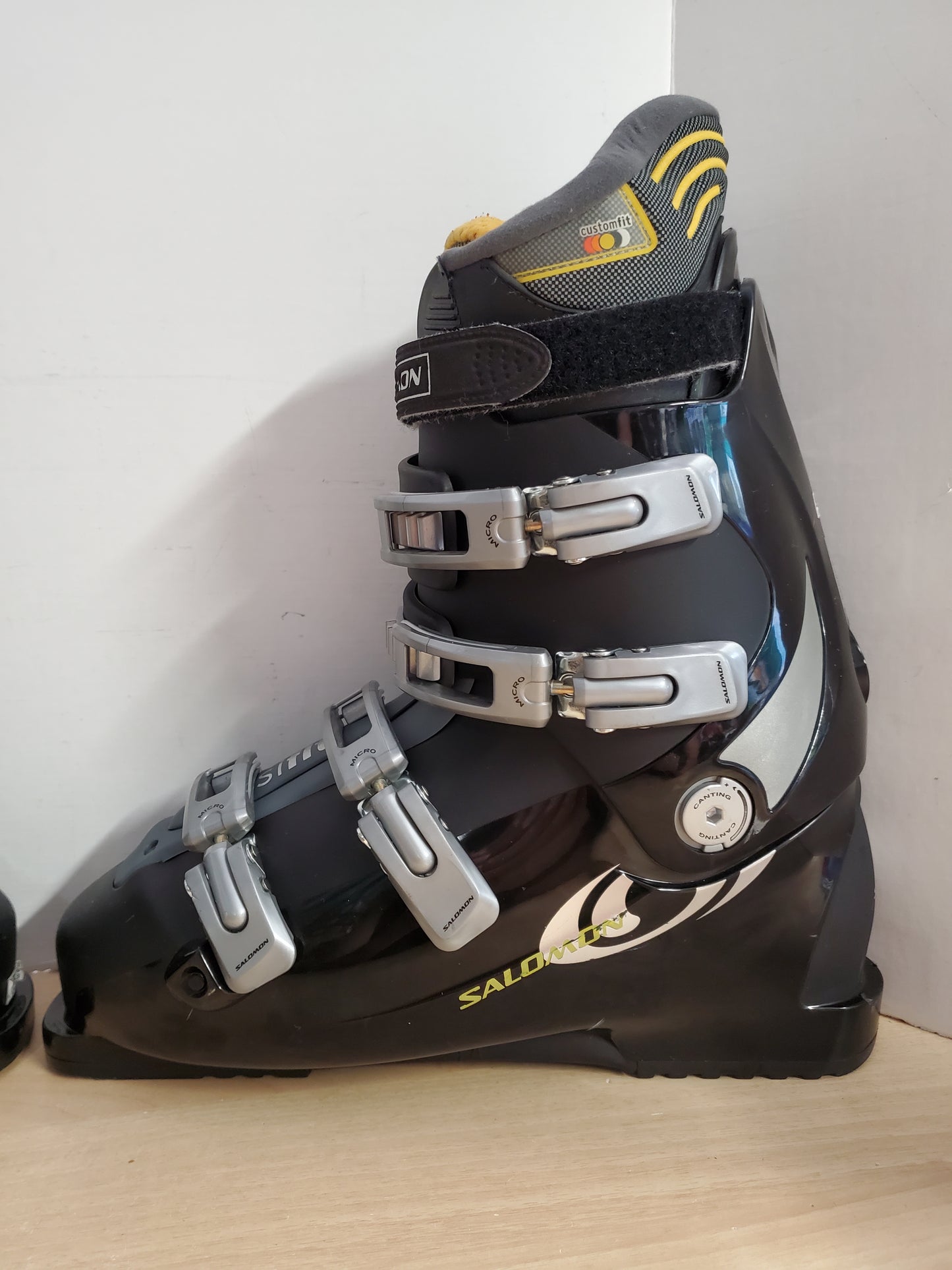 Ski Boots Mondo Size 30.5 Men's Size 13 348 mm Salomon Black Grey As New Excellent