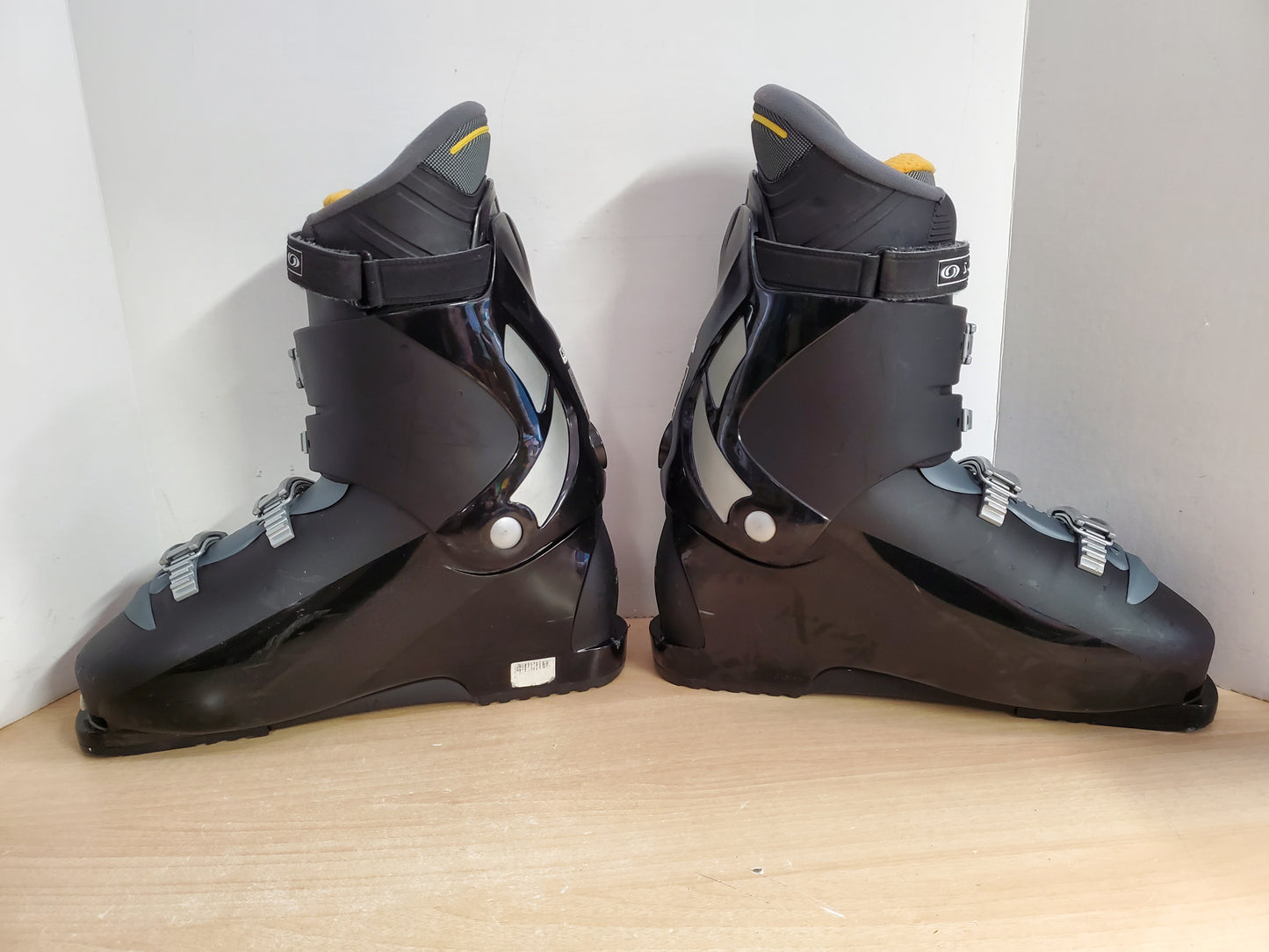 Ski Boots Mondo Size 30.5 Men's Size 13 348 mm Salomon Black Grey As New Excellent