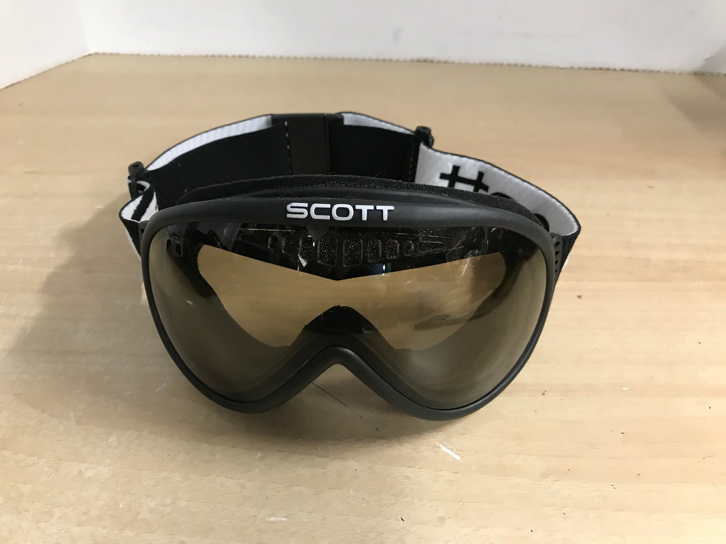 Ski Goggle Adult Size Large Scott Black White With Big Lense
