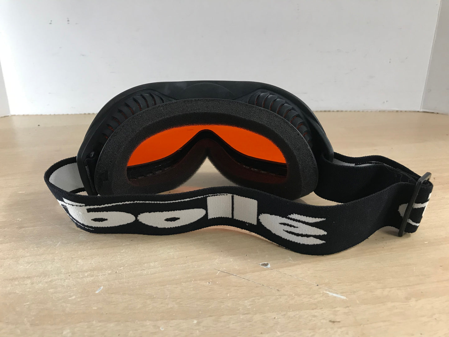 Ski Goggles Adult Size  Medium Bolle Black With Orange Lense Excellent