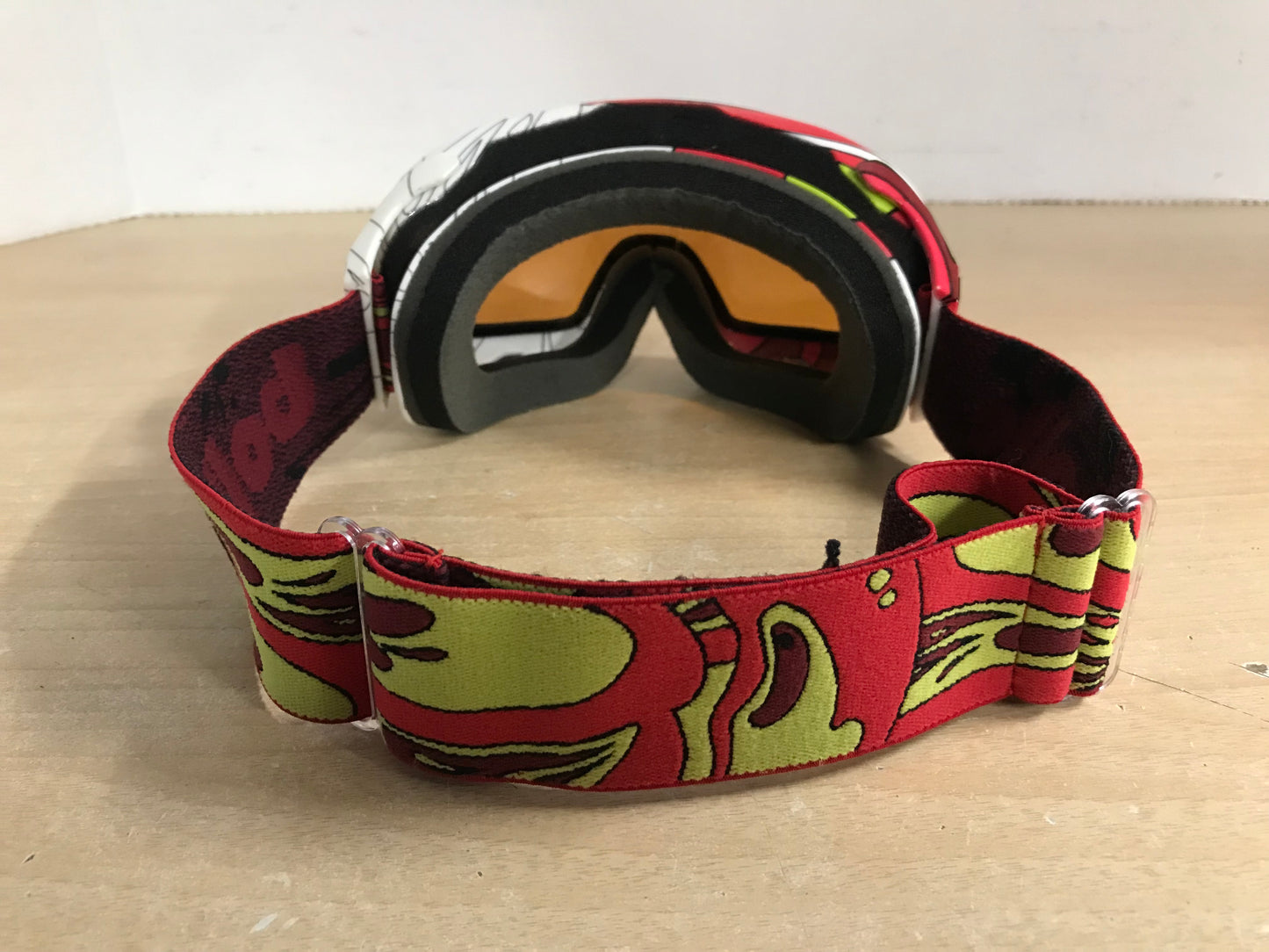 Ski Goggles Adult Size Small Bolle White Red lime Big Mirror Lenses Excellent