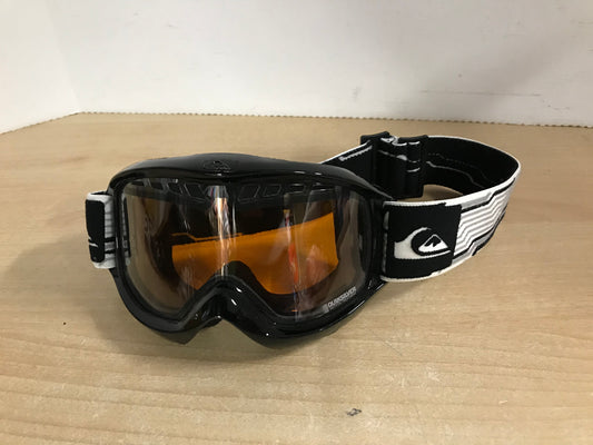 Ski Goggles Adult Size Small QuickSilver Black White with Orange Lense Excellent