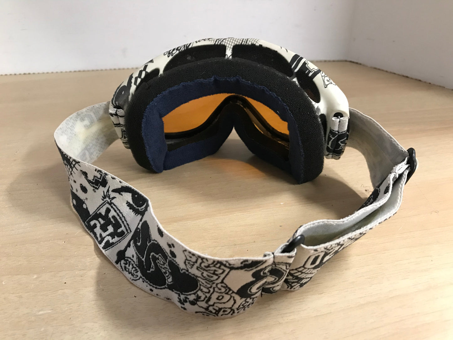 Ski Goggles Adult Size Spy Off White Black With Orange Lense