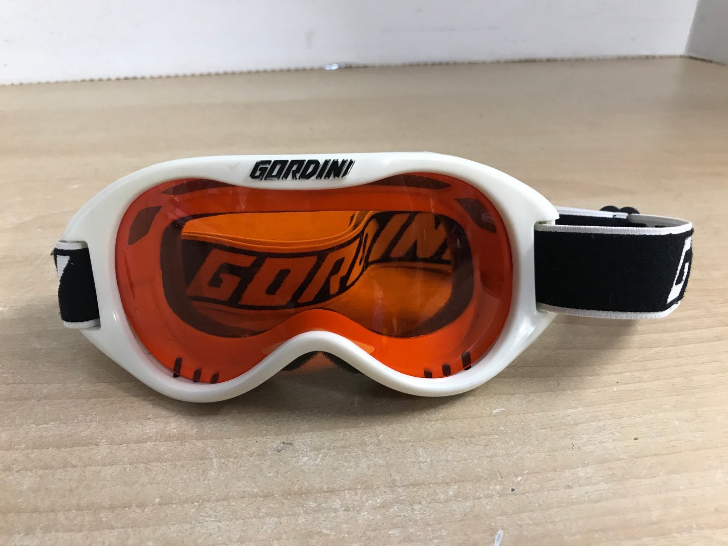 Ski Goggles Child Size 4-6 Gordini Black White With Orange Tinted Lense