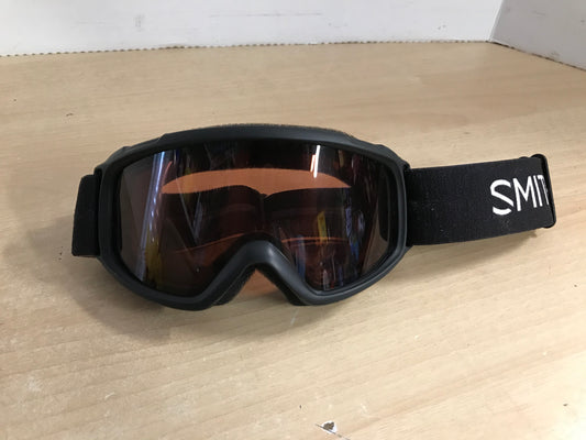 Ski Goggles Child Size  7-9 Smith Black With Orange Lense Excellent