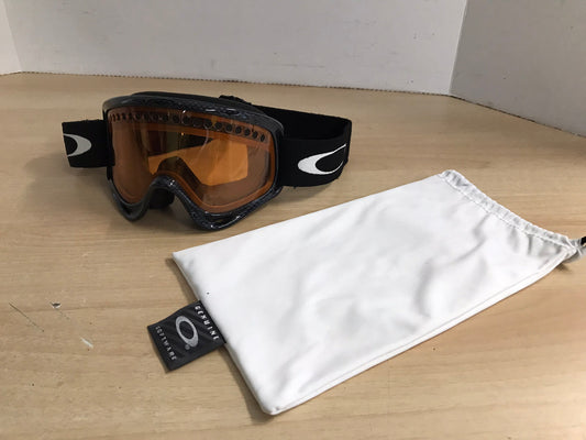 Ski Goggles Men's Size Medium Oakley Grey Black With Orange Lenses and Bag As New