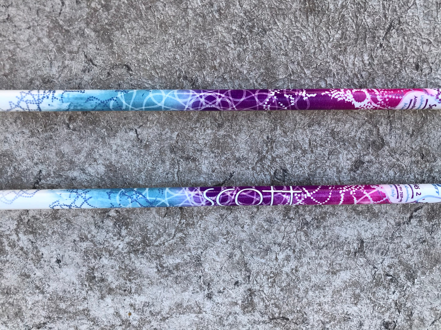 Ski Poles Adult Size 44 inch 110 cm Scott Purple Pink Blue Rubber Handles Excellent