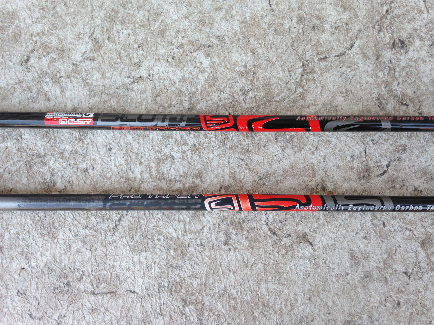 Ski Poles Adult Size 49 inch Scott Series Black Red Rubber Handles