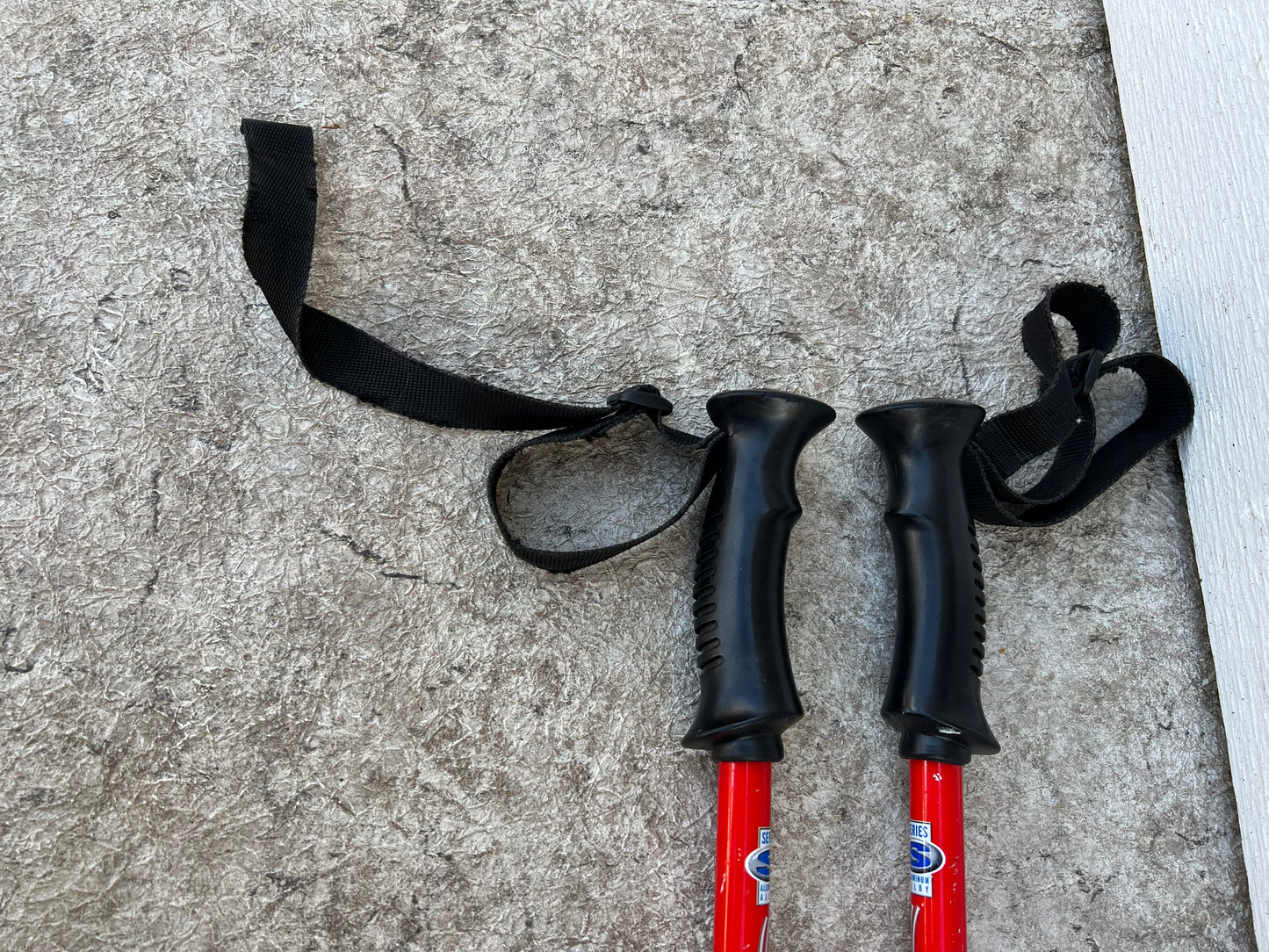 Ski Poles Adult Size 52 inch 130 cm Scott Alpine Red Black