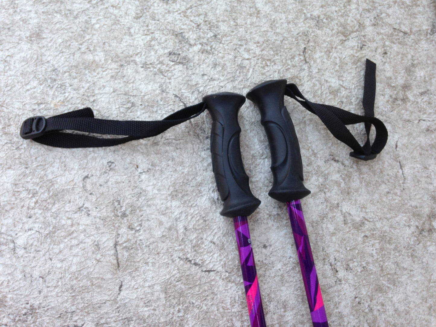Ski Poles Child Size 42 inch Scott Pink Purple Rubber Handles Excellent