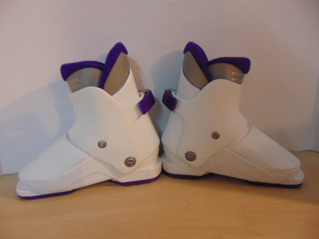 Ski Boots Mondo Size 19.5 Child Size 13 231 mm Nordica Super White Purple