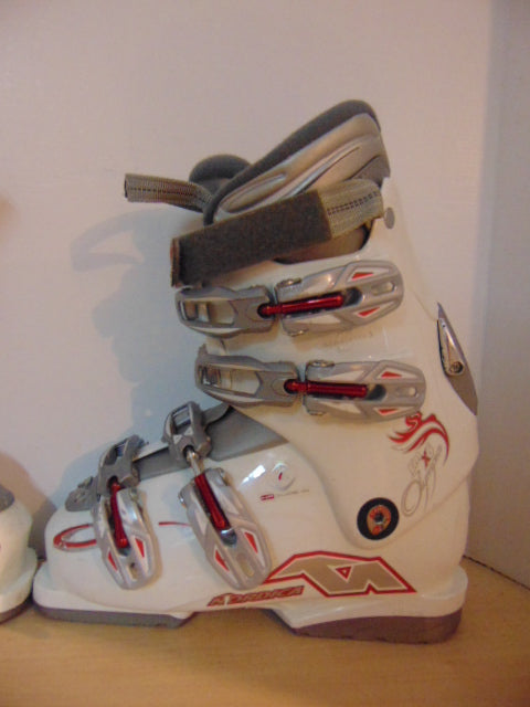 Ski Boots Mondo Size 23.5 Ladies Size 6.5 275 mm Nordica X6 White Red Grey Excellent